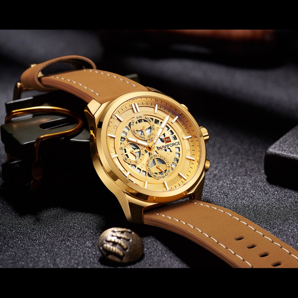Amazing watch (New with tag 🏷 and box)